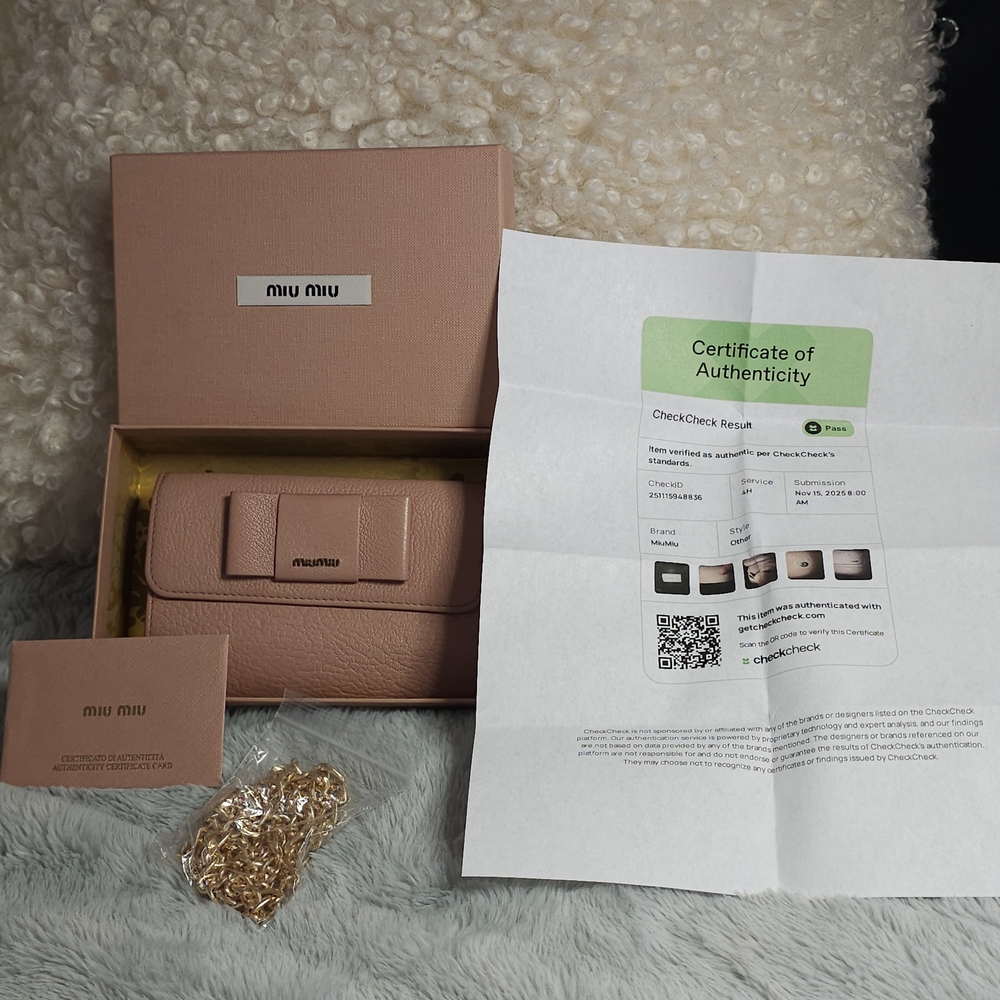 **Authentic**Miu Miu Trifold Wallet Madras Fiocco Orchidea - Very Good Condition - Picture 3 of 16